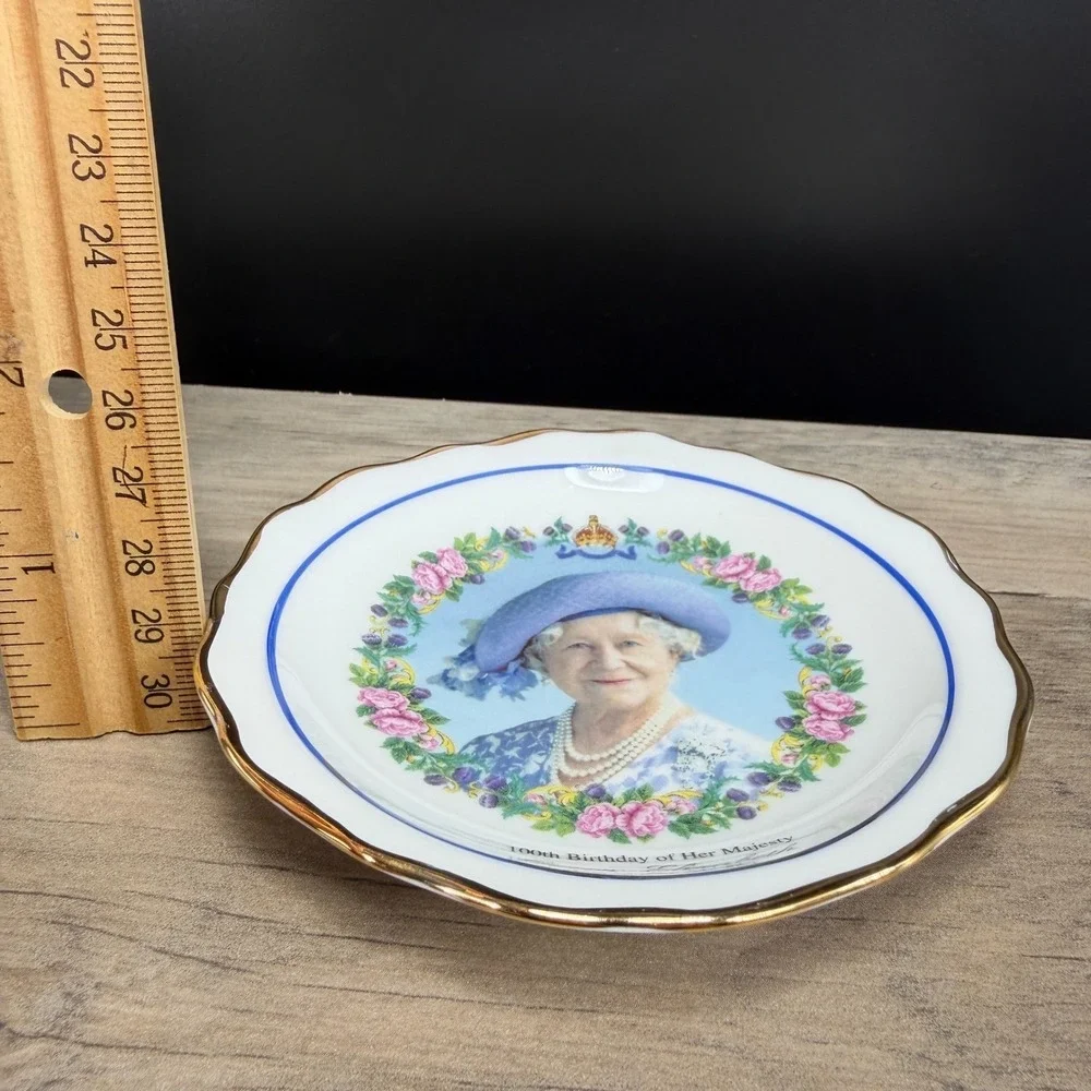 Royal Crown‎ Duchy Queen Elizabeth Queen Mother 100 Birthday Commemorative Plate
